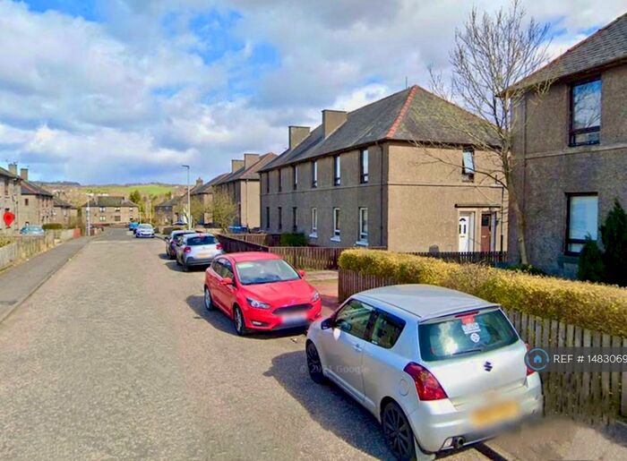 2 Bedroom Flat To Rent In Whiteside, Bathgate, EH48