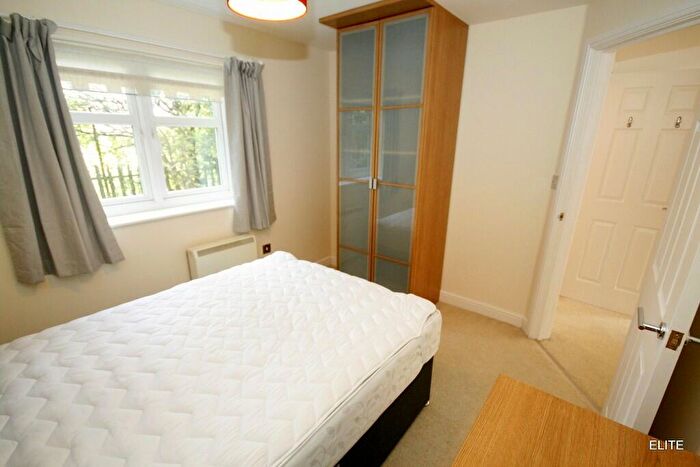 2 Bedroom Apartment To Rent In New Durham Courtyard, Gilesgate, DH1