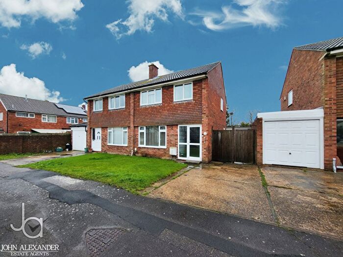 3 Bedroom Semi Detached House For Sale In Winston Avenue, Tiptree, Colchester, CO5