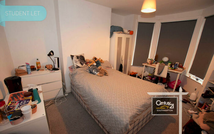 5 Bedroom Semi-Detached House To Rent In |Ref: |, Burlington Road, Southampton, SO15