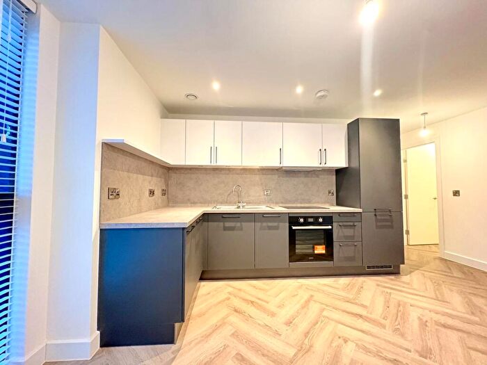 2 Bedroom Apartment To Rent In Castleward Boulevard, Derby, DE1