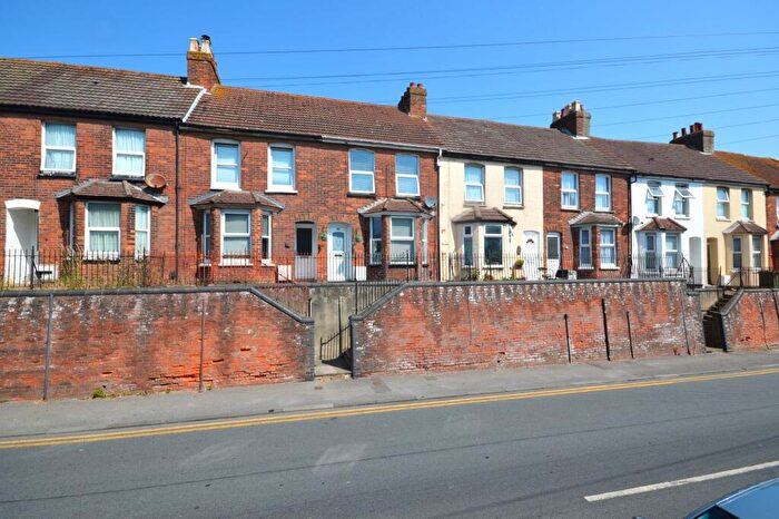 3 Bedroom Property For Sale In Cheriton High Street, Folkestone, CT19