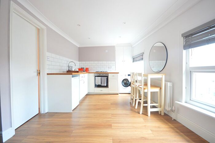 1 Bedroom Flat To Rent In St. Donatts Road, London, SE14