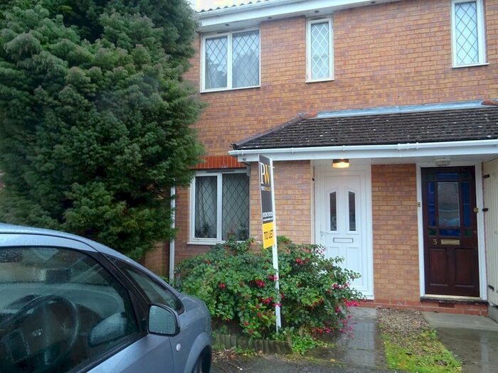 2 Bedroom Terraced House To Rent In Daffodil Drive, Rushden, NN10