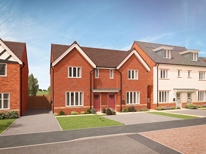 3 Bedroom Semi-detached House For Sale In "The Kilburn" At Lunnun Road, Banbury, OX16