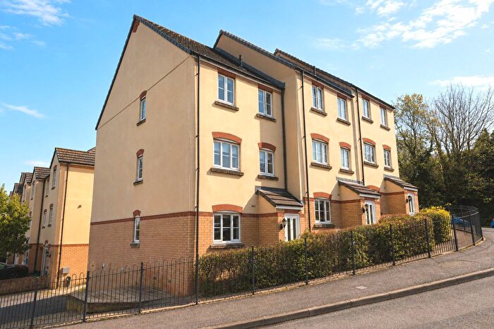 3 Bedroom Maisonette For Sale In Harlseywood, Bideford, Devon, EX39
