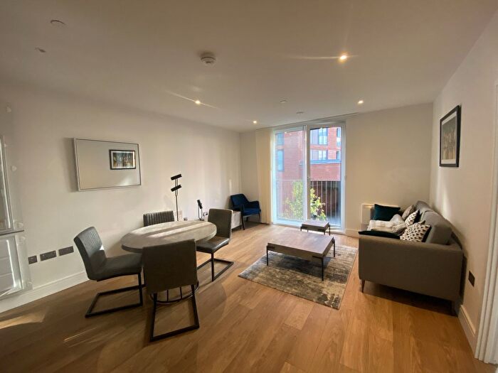 1 Bedroom Flat To Rent In West Timber Yard, Hurst Street, Birmingham, B5