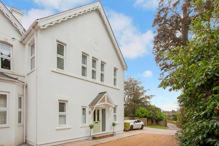 3 Bedroom End Of Terrace House For Sale In Hillside Court, Cranbrook Road, Hawkhurst, Kent, TN18