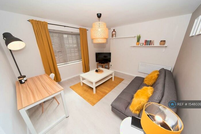 1 Bedroom Flat To Rent In King Street, Aberdeen, AB24