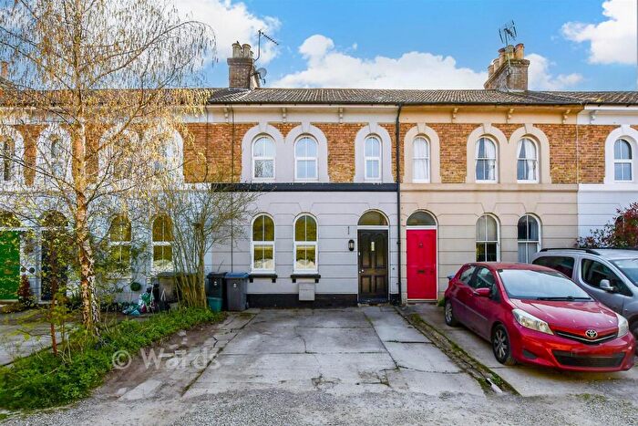 3 Bedroom Terraced House For Sale In The Terrace, Shepherdswell, Kent, CT15