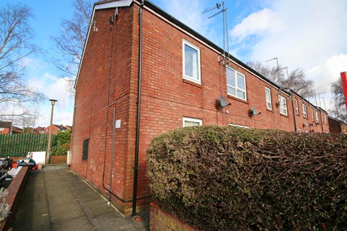 2 Bedroom Flat To Rent In Worsley Road, Swinton, M27