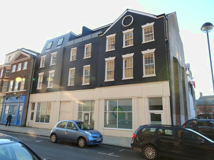 2 Bedroom Flat To Rent In The Dock House, Dock Street, HU1