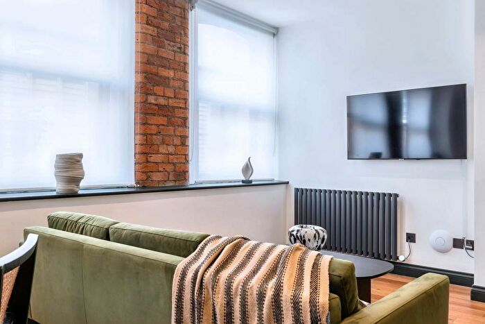 2 Bedroom Flat To Rent In Dantzic Street, Manchester, M4