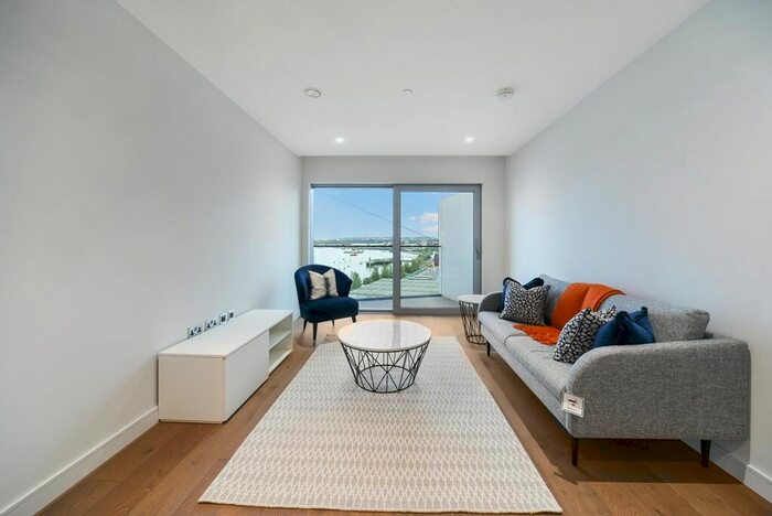 2 Bedroom Flat To Rent In Cutter Lane, London, SE10