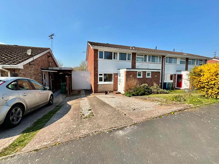 3 Bedroom House For Sale In Greensome Crescent, Stafford, ST16