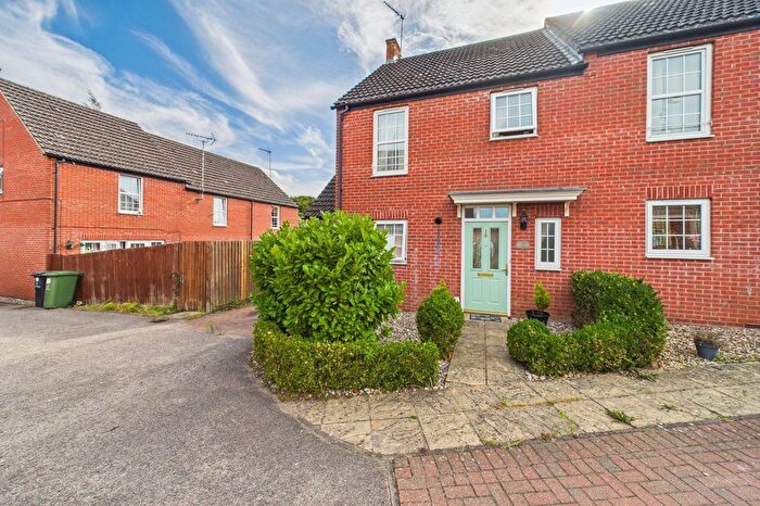 3 Bedroom Semi-Detached House For Sale In Birch Covert, Thetford, IP24