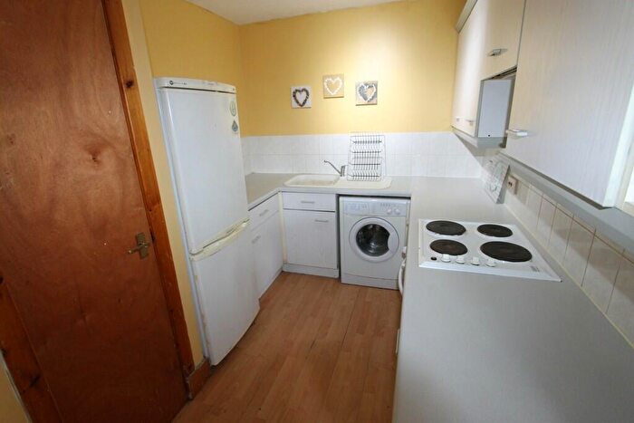 1 Bedroom Flat To Rent In Lenzie Way, Springburn, G21