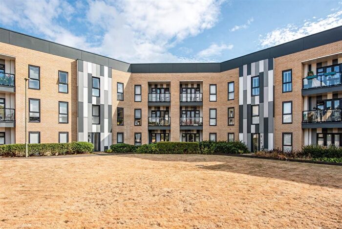2 Bedroom Flat For Sale In Brocade Road, Andover, SP11