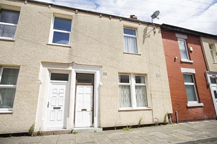 2 Bedroom Terraced House For Sale In Great Townley Street, Preston, PR1