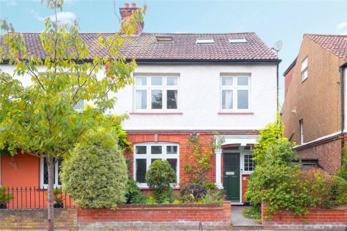 4 Bedroom Semi Detached House To Rent In Saville Road, Twickenham, TW1
