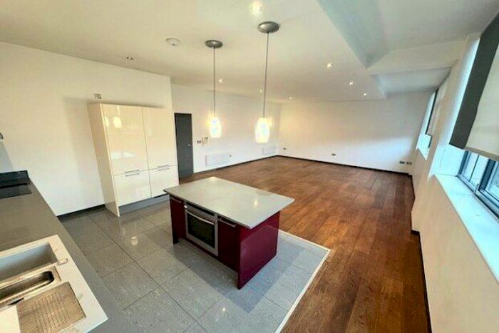 1 Bedroom Flat To Rent In Abbey Park Road, Leicester, LE4