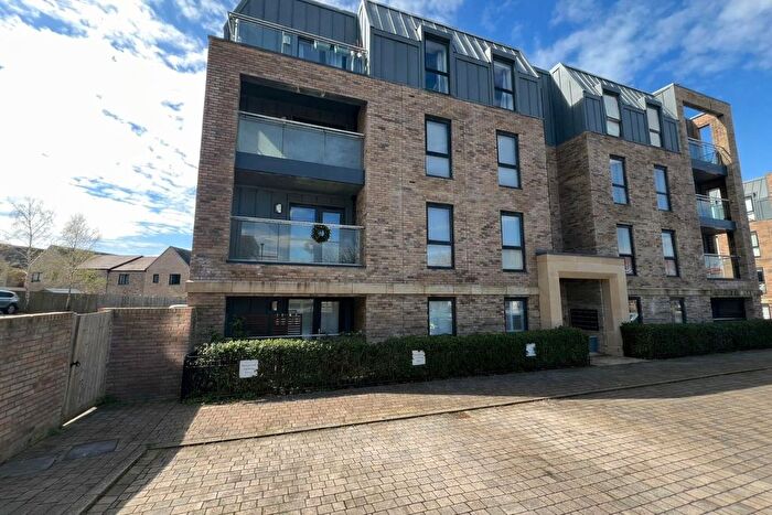 2 Bedroom Flat For Sale In Mulberry Way, Bath, BA2
