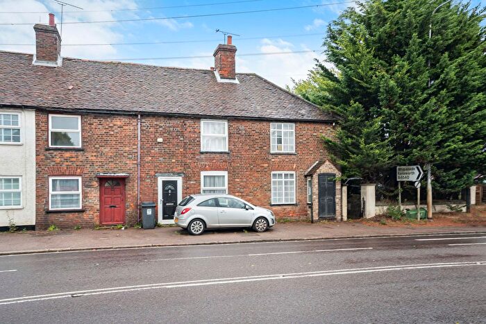 2 Bedroom Terraced House For Sale In Row Beech Cottages, Watling Street, Dunstable, LU6