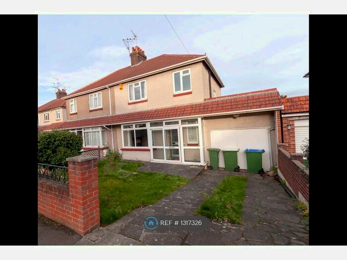 3 Bedroom Semi-Detached House To Rent In Hillingdon Road, Bexleyheath, DA7