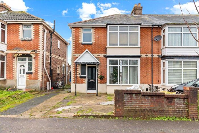 3 Bedroom Semi Detached House For Sale In Palmyra Road, Gosport, PO12