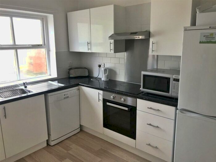 6 Bedroom Semi-Detached House To Rent In Victoria Road, Fallowfield, Manchester, M14