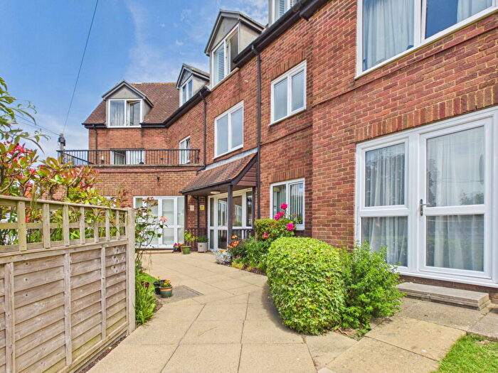 1 Bedroom Flat For Sale In Godmans Court, Cowfold, West Sussex., RH13
