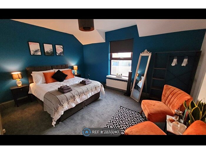 4 Bedroom Flat To Rent In Torquay Road, Paignton, TQ3