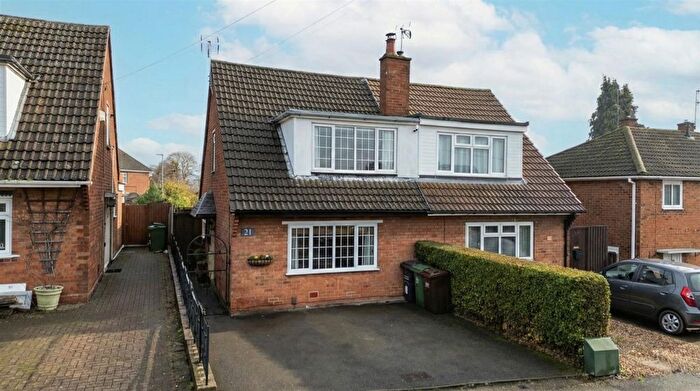 3 Bedroom Semi-Detached House For Sale In Oxley Close, Shepshed, Loughborough, LE12