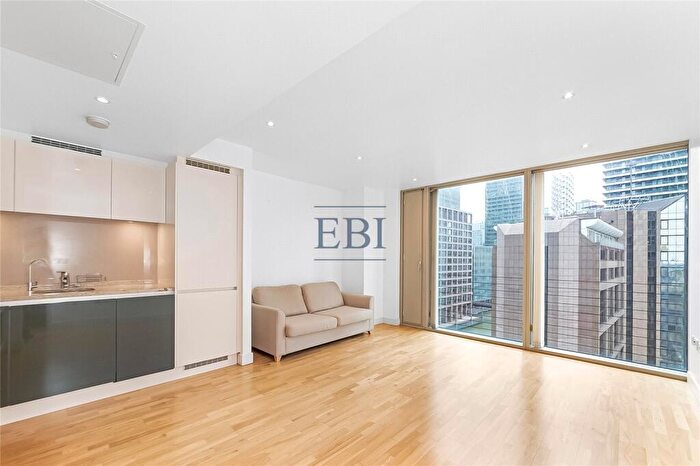 1 Bedroom Apartment For Sale In Landmark East Tower, Marsh Wall, E14