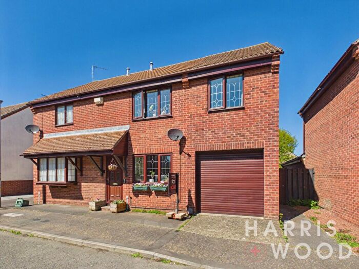 4 Bedroom Semi-Detached House For Sale In Keats Avenue, Braintree, Essex, CM7