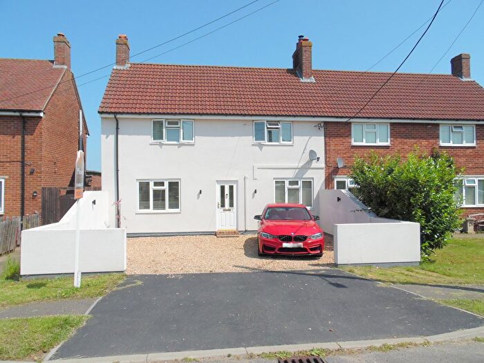 3 Bedroom Semi-detached House For Sale In Cross Road, Sutton St Edmund, Spalding, Lincolnshire, PE12