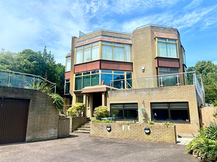 3 Bedroom Flat For Sale In East Street, Fareham, PO16