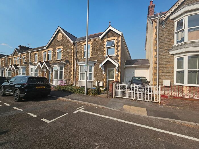 1 Bedroom Flat To Rent In Flat, Coleshill Terrace, SA15