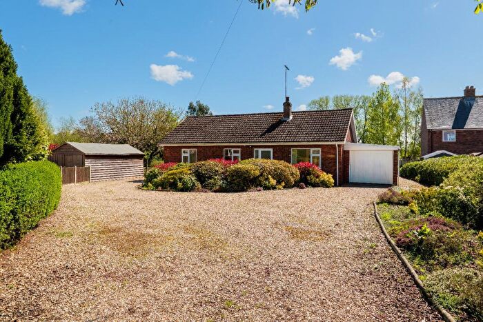 3 Bedroom Semi-Detached House To Rent In School Road, East Rudham, PE31