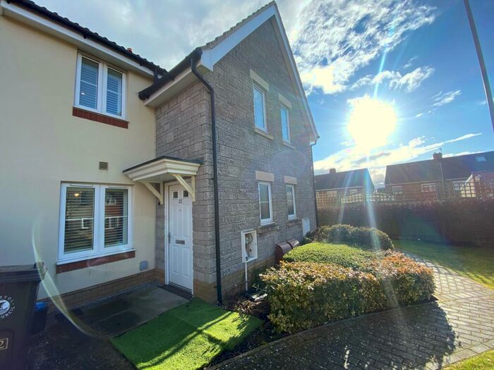 2 Bedroom House To Rent In Latimer Close, Bristol, BS4