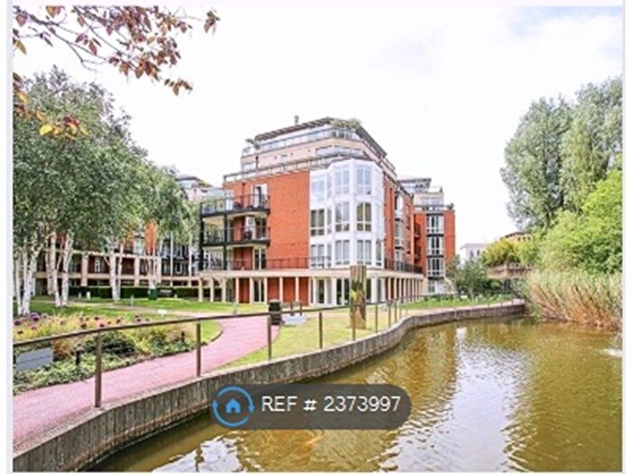 2 Bedroom Flat To Rent In Coleridge Gardens, London, SW10