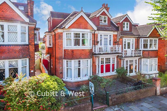 2 Bedroom Flat For Sale In Wilbury Villas, Hove, East Sussex, BN3