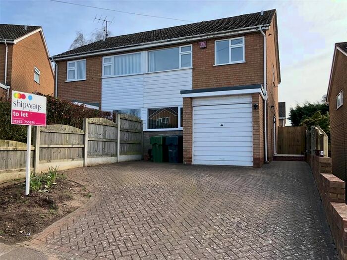 3 Bedroom Property To Rent In Winds Point, Hagley, Stourbridge, DY9