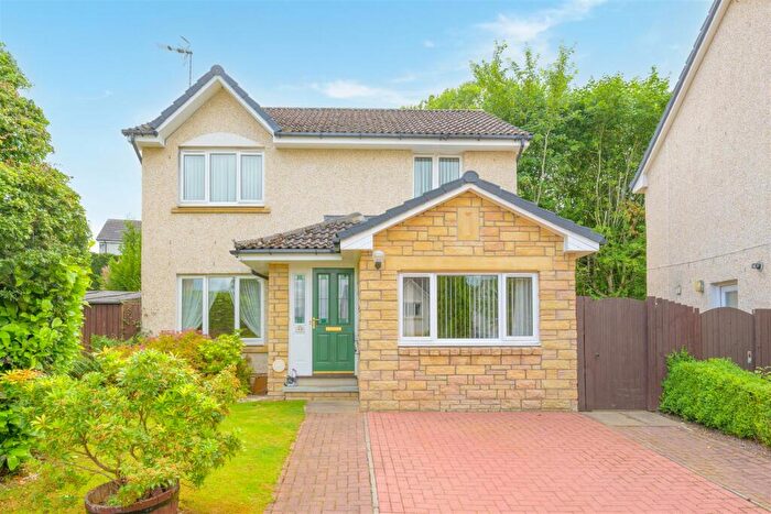 4 Bedroom Detached House For Sale In Coats Drive, Luncarty, PH1