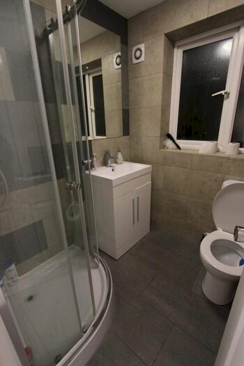 4 Bedroom Terraced House To Rent In Heigham Road, London, E6