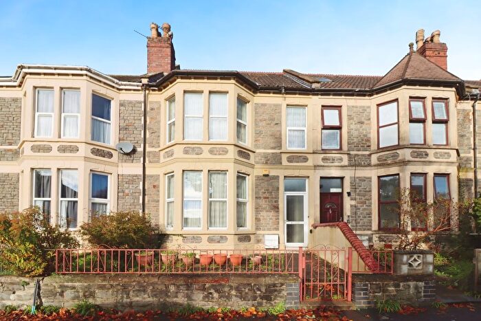 4 Bedroom Terraced House For Sale In Filton Avenue, Bristol, Avon, BS7