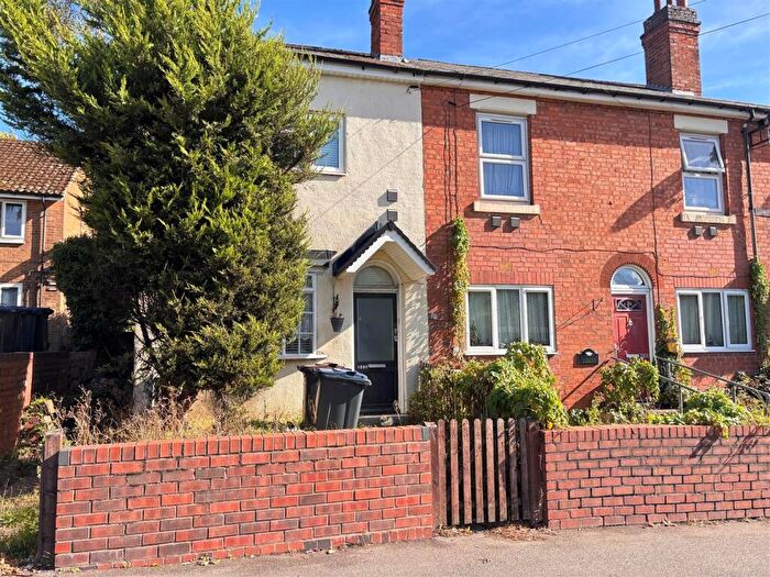 2 Bedroom End Of Terrace House For Sale In Coventry Road, Sheldon, Birmingham, B26