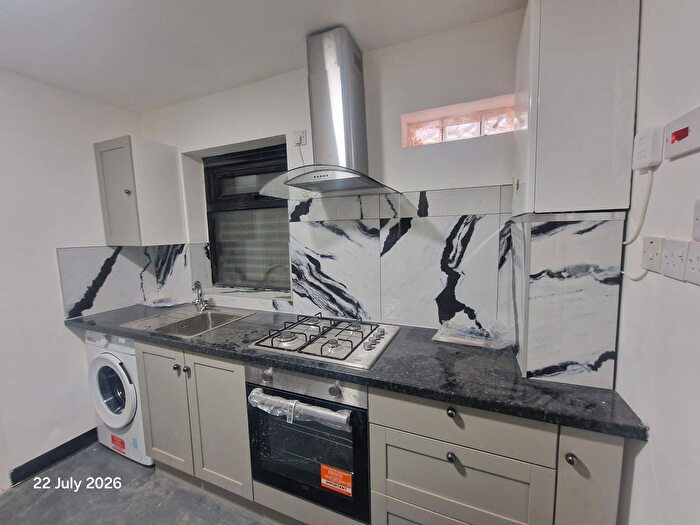 Studio To Rent In Flat, Stanningley Road, Leeds, LS12