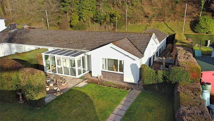 3 Bedroom Bungalow For Sale In Tregerddi New Bungalows, Llandinam, Powys, SY17