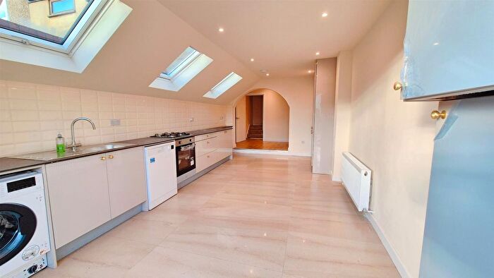 2 Bedroom Terraced House To Rent In St. Johns Road, Isleworth, TW7